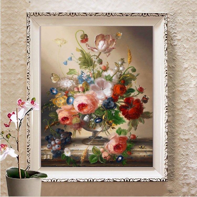 花模様の抽象的な絵画、大、中、小の花柄が織り成す華やかさの絵 季節の草花や和のモチーフ、伝統文様が満載『-花和柄ぬり絵