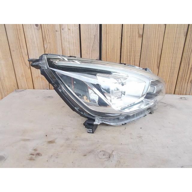 ミラージュ  A03A 右ヘッドランプASSY   8301C956 002596の画像