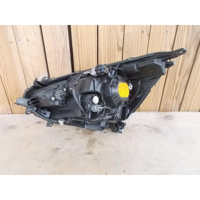 ミラージュ  A03A 右ヘッドランプASSY   8301C956 002596の画像