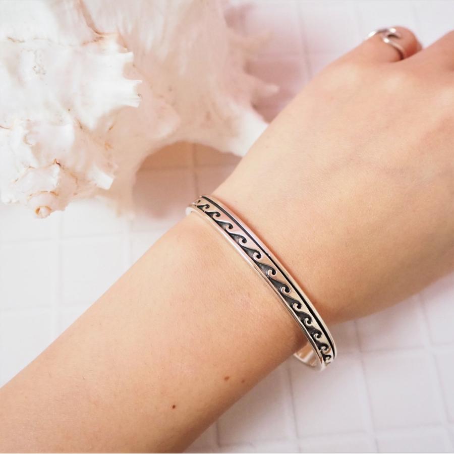 Wave Bangle シルバー9215 ウェーブバングル 波 女性 : SEARCH. - 通販