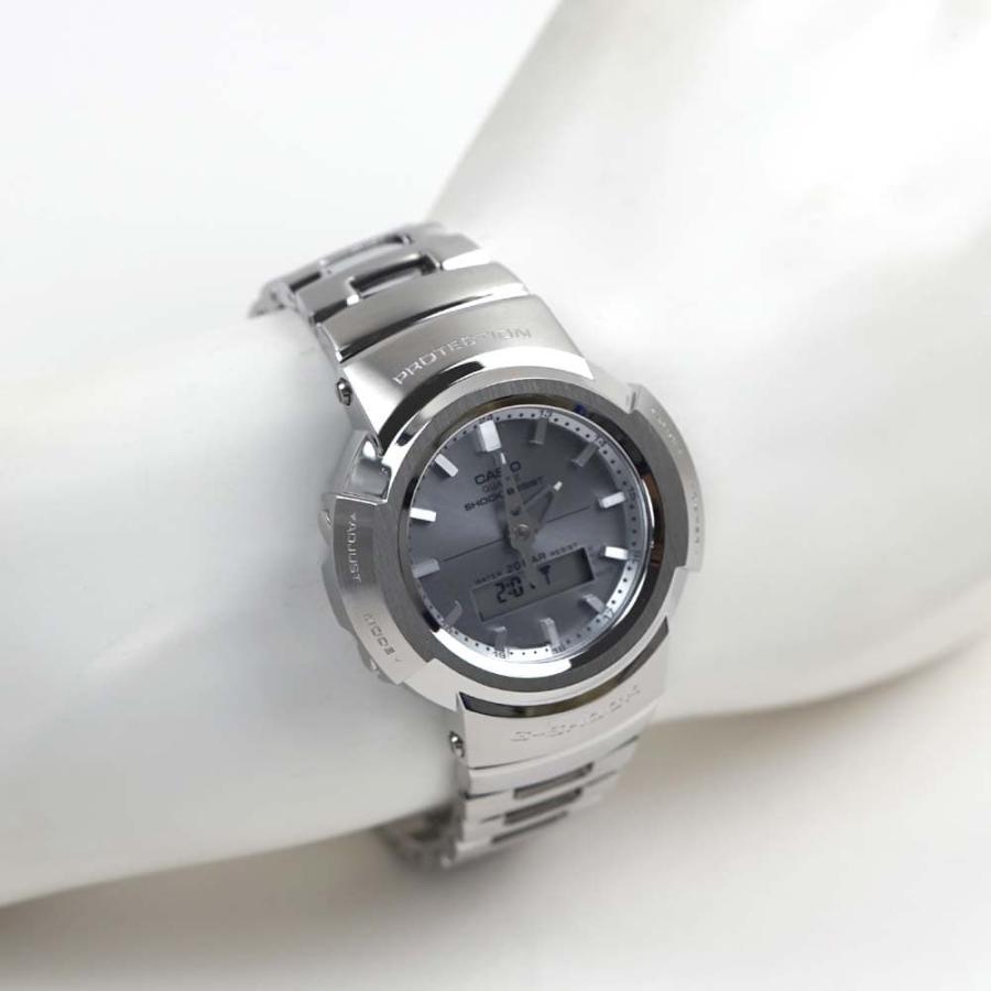 並行輸入品 Gショック カシオ 腕時計 時計 メンズ  電波 ソーラー アナデジ シルバー G-SHOCK CASIO AWM-500D-1A8の画像