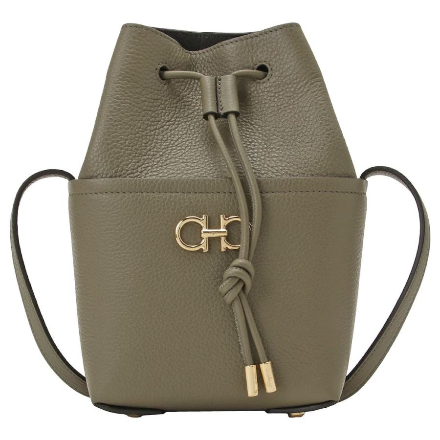 専用ページ フェラガモ ショルダーバッグ バッグ 