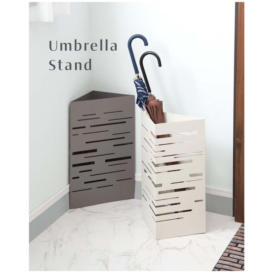 傘立て おしゃれ スリム コンパクト 三角 コーナー 省スペース スチール 約2kg 北欧 アンブレラスタンド 玄関収納 透かし モダン 受け皿 水受けトレー 取り外し |  | 03
