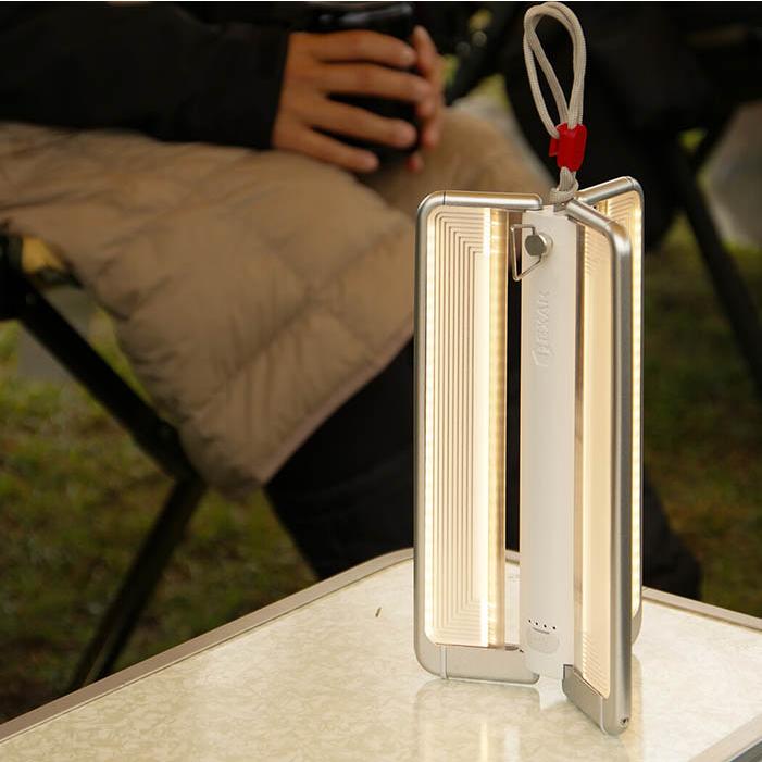 LEDランタン 導光板ランタン 充電式 大容量充電池 300時間点灯 無段階調光 電球色 ストラップ付き 専用ケース付き CL6 |  | 06