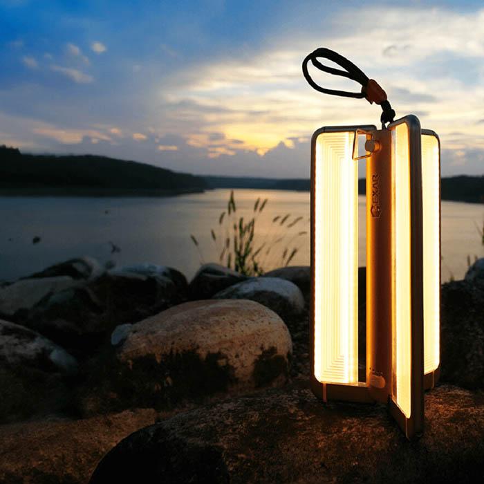 LEDランタン 導光板ランタン 充電式 大容量充電池 300時間点灯 無段階調光 電球色 ストラップ付き 専用ケース付き CL6 |  | 07