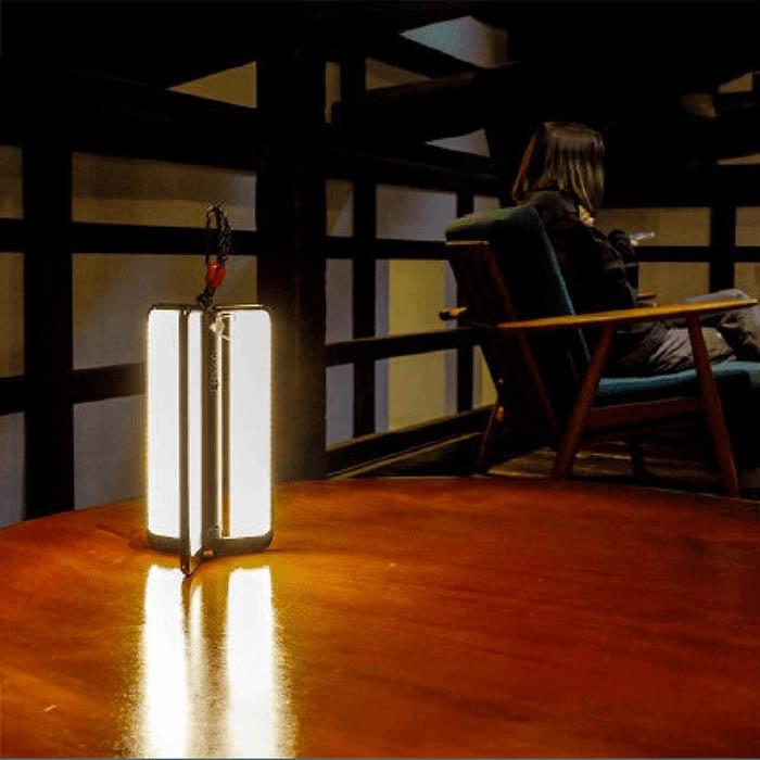 LEDランタン 導光板ランタン 充電式 大容量充電池 300時間点灯 無段階調光 電球色 ストラップ付き 専用ケース付き CL6 |  | 08