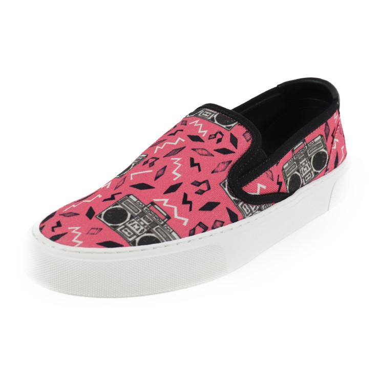 新品未使用展示品 サンローラン スリッポン 585739 1GT10 6170 表記37  