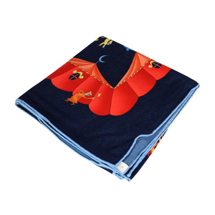 新品未使用展示品 Bvlgari ブルガリ スカーフ シルク ネイビー レッド マルチカラー サーカス柄 本物保証 3r Boutipue 通販 Yahoo ショッピング