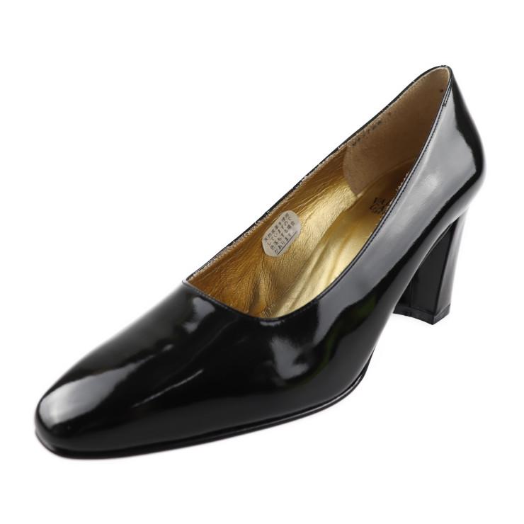 超美品 Valentino Garavani ヴァレンティノ ガラヴァーニ パンプス ＃7 