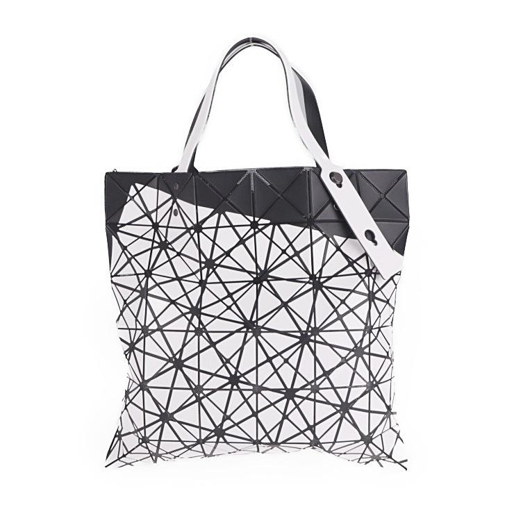 超美品 ISSEY MIYAKE イッセイミヤケ バオバオトート BAOBAO BB83 