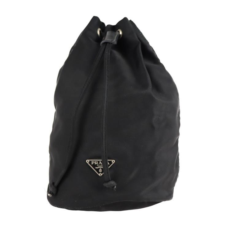 プラダ巾着型ナイロンポーチ三角ロゴMV369