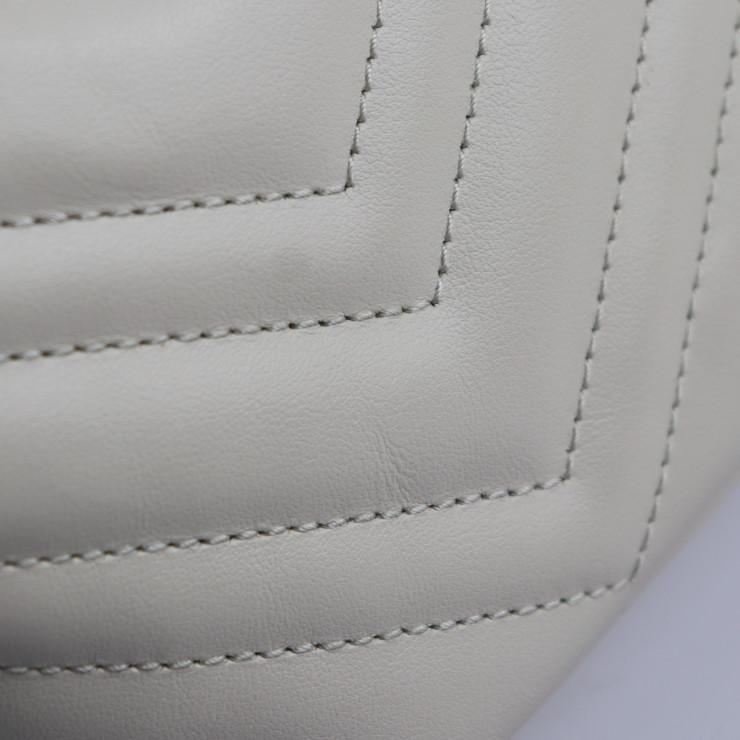 月末セール‼️グッチ GG マーモント キルティング ダブルG 739166 グッチ GG マーモント キルティング ダブルG 739166 - メルカリ