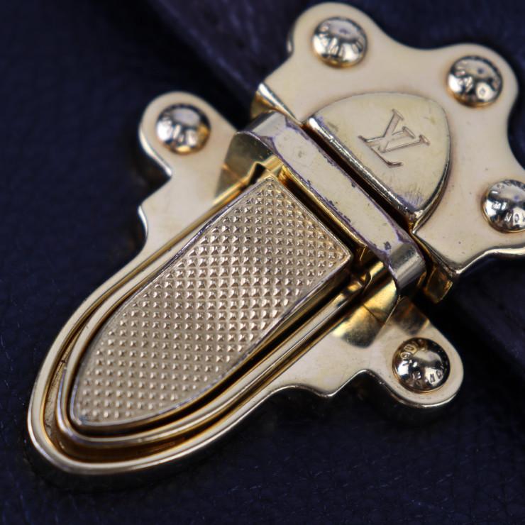 ルイヴィトン モノグラム ヴィクトワール M41730 ショルダーバッグ LOUIS VUITTON（ルイ・ヴィトン） ヴィクトワール ショルダーバッグ