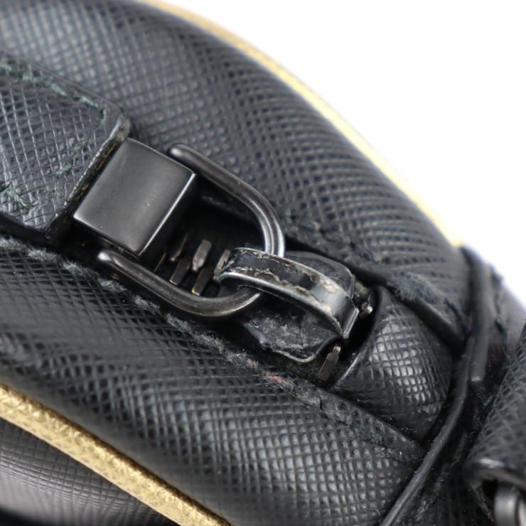 PRADA（プラダ） 美品 トライアングルロゴ 2VH063 ショルダーバッグ