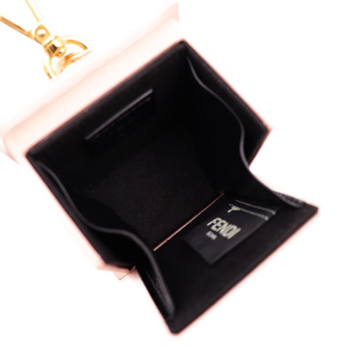FENDI ボックスチャーム　レザー　アクセサリー　フェンディ FENDI（フェンディ） 新古未使用展示品 MINIBOX CHARM ミニボックス