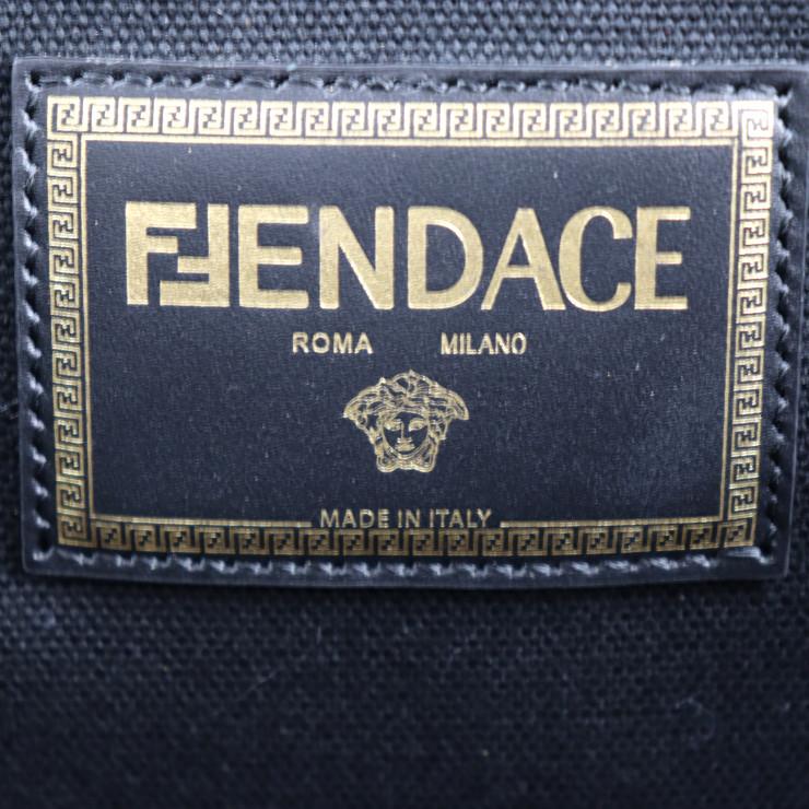 新古未使用展示品 フェンディ フェンダーチェ トートバッグ 7VA558 