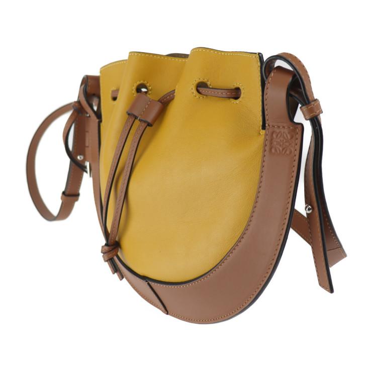 LOEWE（ロエベ） 美品 ホースシュー A826303X03 ショルダーバッグ