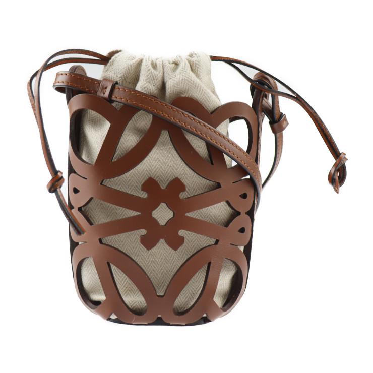 LOEWE 超美品 ロエベ アナグラム カット アウト ポケット ショルダー 