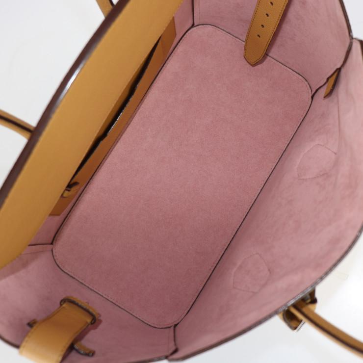 Bally 超美品 BALLY バリー ソメ ミディアム ハンドバッグ Bally 超美品 BALLY バリー ソメ ミディアム ハンドバッグ