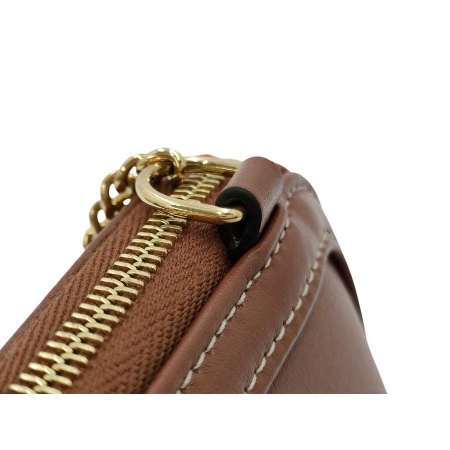 CELINE（セリーヌ） ショルダーバッグ キュイル トリオンフ チェーン 