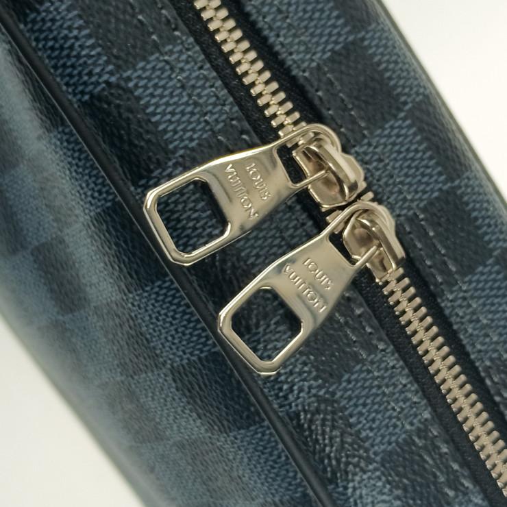 トゥルース・トワレ 超美品 ルイヴィトン セカンドバッグ トゥルース