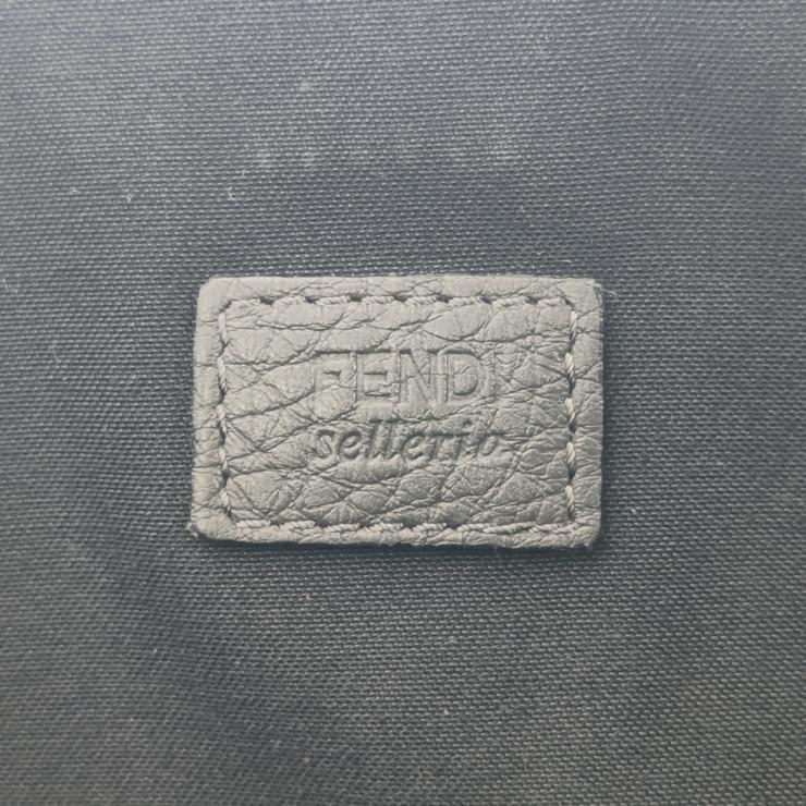 FENDI（フェンディ） クラッチバッグ セレリア 7M0225 グレー系具 
