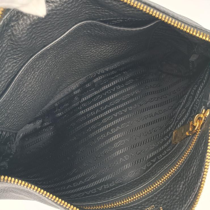 美品 プラダ ショルダーバッグ クロスボディバッグ 1BH050 ブラック ゴールド金具 レザー 替えストラップ付き【本物保証】