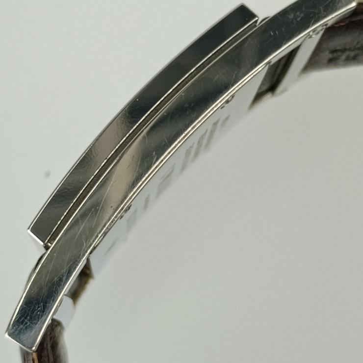 GUCCI（グッチ） 腕時計 デイト クォーツ 7900M.1 シルバー文字盤 SS