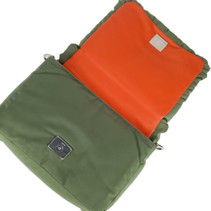 ロエベ ショルダーバッグ/クロスボディバッグ GOYA PUFFER ゴヤ パファー ナイロン B896G22【本物保証】