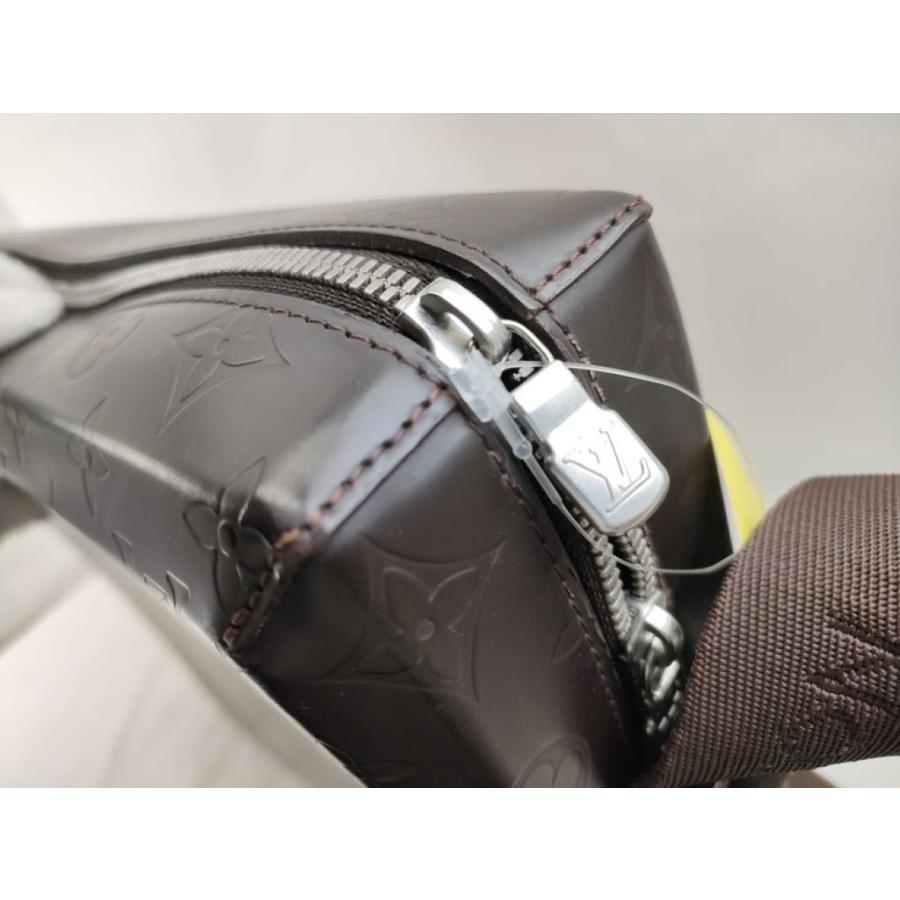 LOUIS VUITTON（ルイ・ヴィトン） ショルダーバッグ スティーブ M46530 