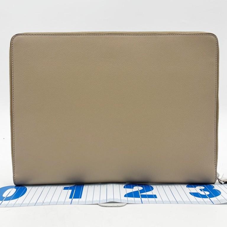フェンディ クラッチバッグ 7N0167 レザー ベージュ系 新品未使用展示品 ファッション 小物 ブランド【本物保証】_1
