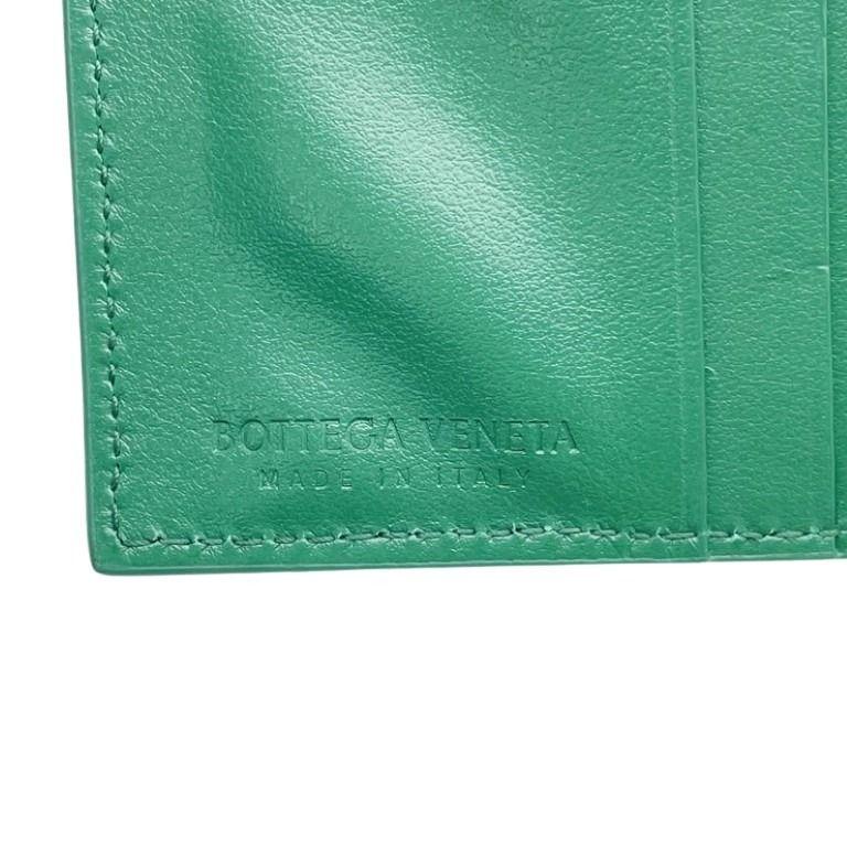 ✨美品✨ボッテガ　長財布　二つ折り　カセット　グリーン　イントレチャート BOTTEGA ボッテガヴェネタ 二つ折り財布 イントレチャート 600270