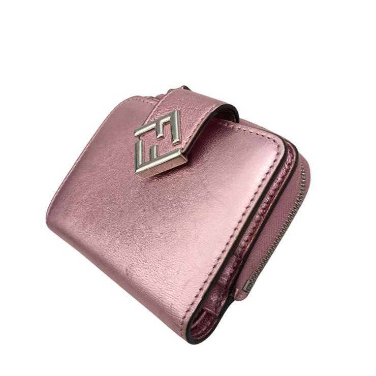 FENDI（フェンディ） 二つ折り財布 FFダイヤモンド 8M0490