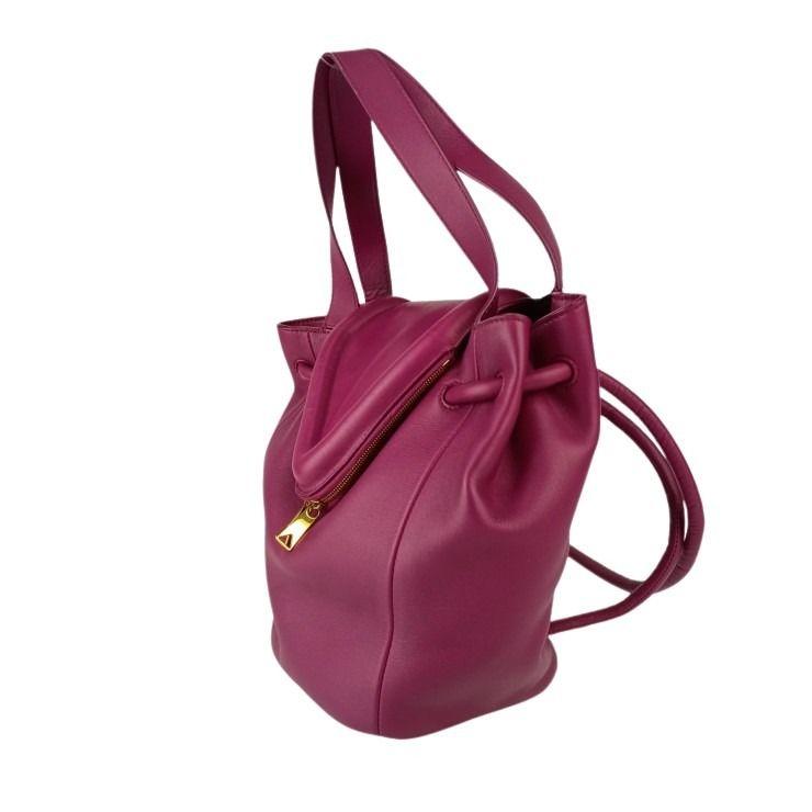 BOTTEGA ボッテガヴェネタ ショルダーバッグ BEAK ビーク レザー 