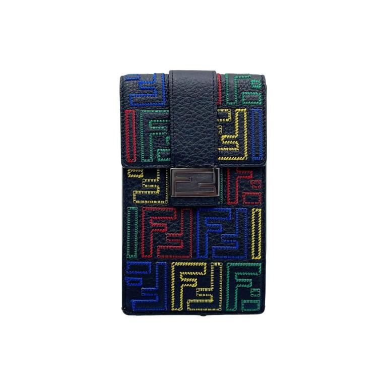 FENDI フェンディ フォンホルダー ズッカ 7AS120 マルチカラー レザー ユニセックス 超美品【本物保証】 FENDI（フェンディ） フォンホルダー ズッカ レザー 7AS120 マルチ