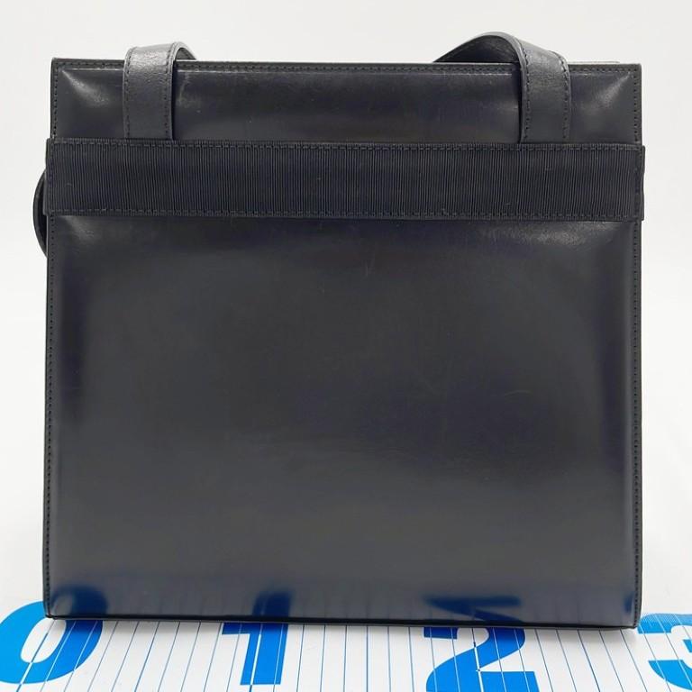 FERRAGAMO（フェラガモ） ショルダーバッグ ヴァラリボン BL-216 676 