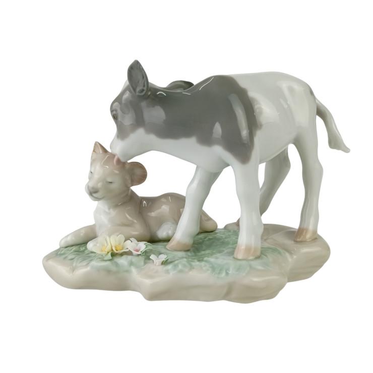 LLADRO（リヤドロ） 置物 平和の王国 (子牛と若獅子) ポーセリン 6927