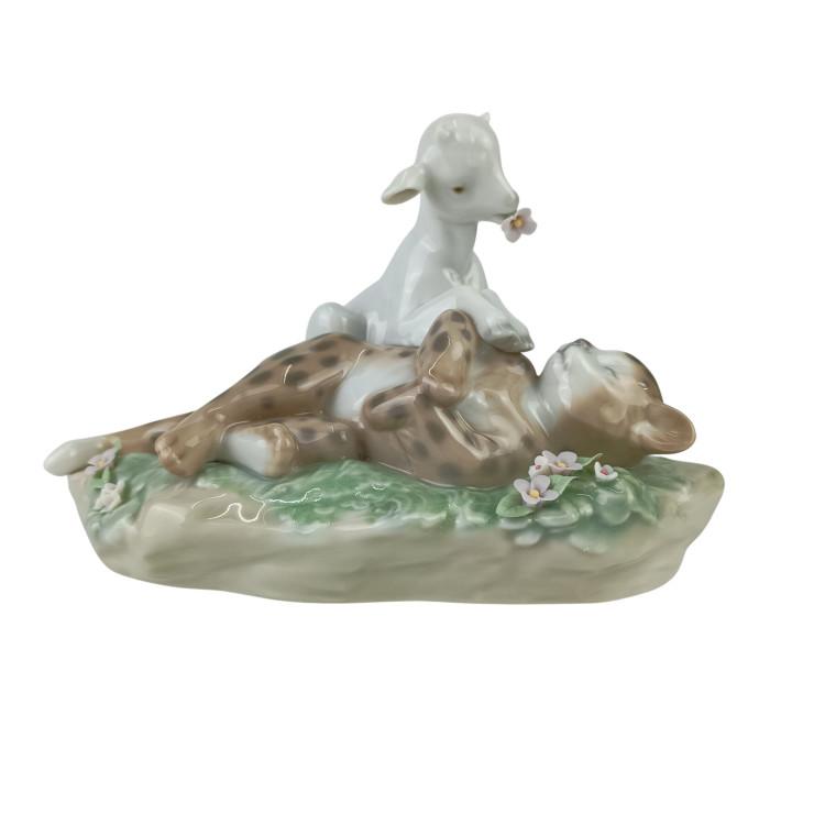 LLADRO（リヤドロ） 置物 平和の王国（豹と子ヤギ） ポーセリン 6926