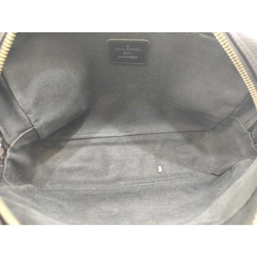LOUIS VUITTON（ルイ・ヴィトン） セカンドバッグ カルガ M30812