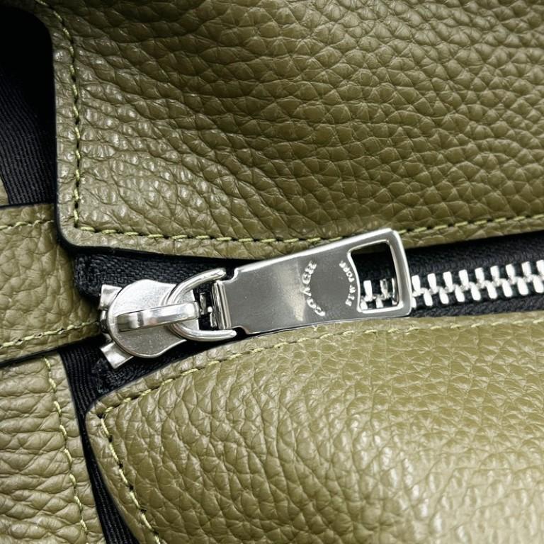 COACH（コーチ） ハンドバッグ グレイソン トート バッグ・チャーム