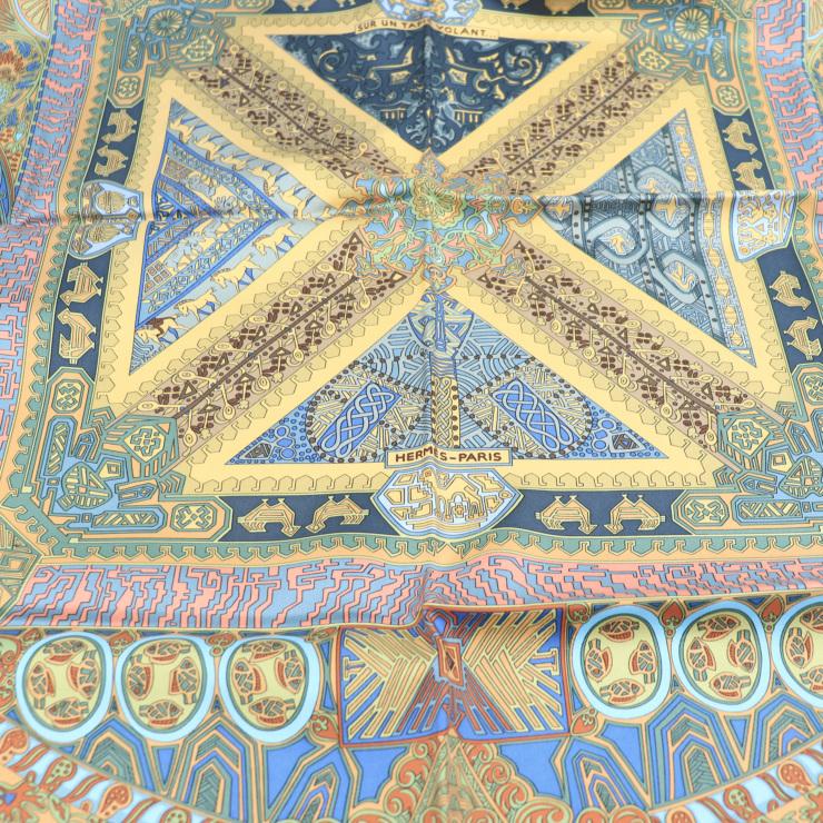 超美品 HERMES エルメス カレ90 SUR UN TAPIS VOLANT 空飛ぶ絨毯に乗っ 