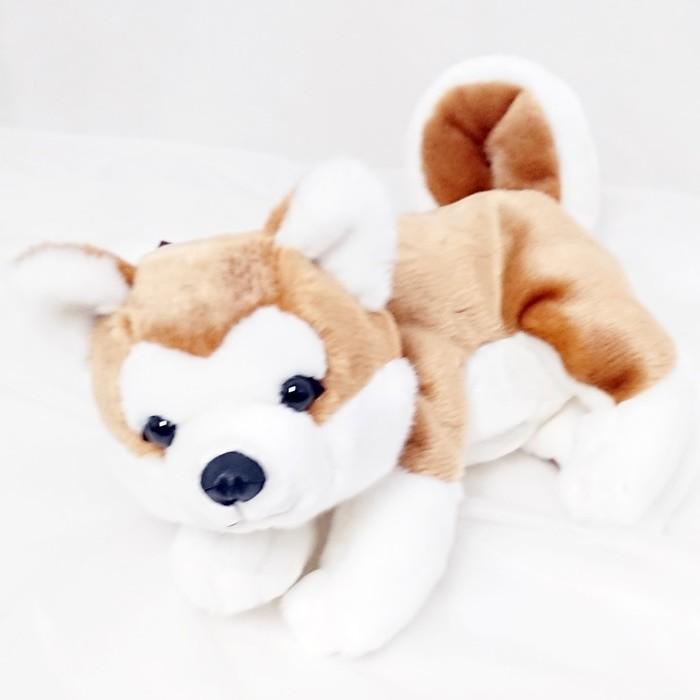 撫でると鳴く犬のぬいぐるみ なでなでワンちゃん 秋田犬ｈａｃｈｉ ハチ I しーま商店ヤフー店 通販 Yahoo ショッピング