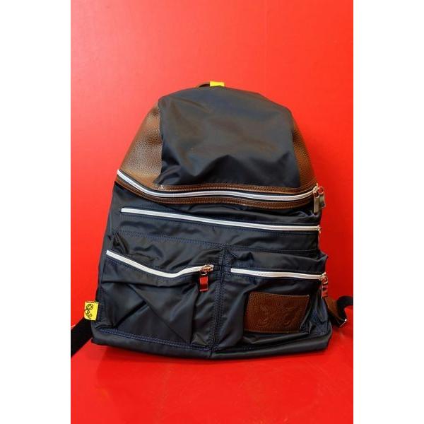 セール３０％ＯＦＦ GIACOMO VALENTINI インポート リュックサック ネイビー イタリア製 ジャコモバレンティーニ