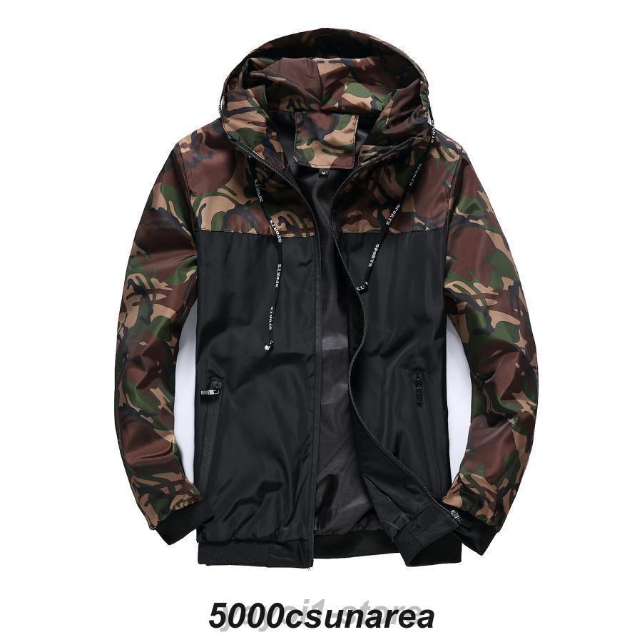 迷彩 ナイロンジャケット フード付き 新品未使用 サイズ110cm 迷彩柄フード付きナイロンジャケット