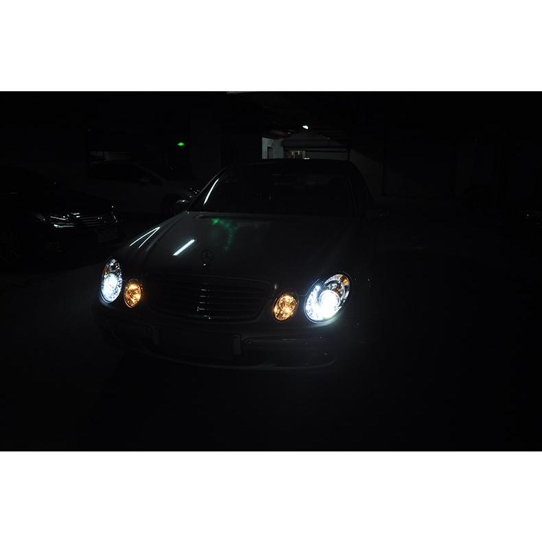 Mercedes-Benz（メルセデス・ベンツ） ヘッドライト Eクラス W211 LED