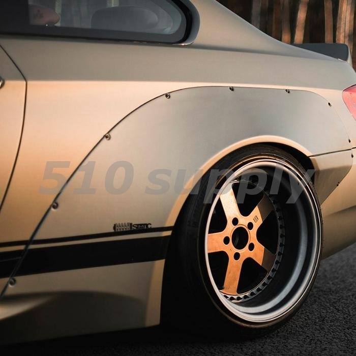 BMW オーバーフェンダーフルキット BMW 3シリーズ E92 ABS製 CLINCHED