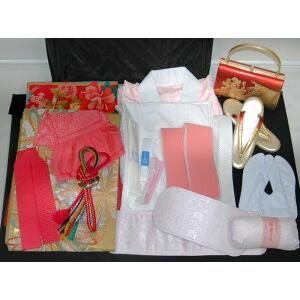 振袖レンタル 標準サイズ ふりそで 着物レンタル 正絹振袖 古典柄 結婚式 2月から11月までの振袖レンタル 赤・ピンク・赤紫系 rf706 |  | 05