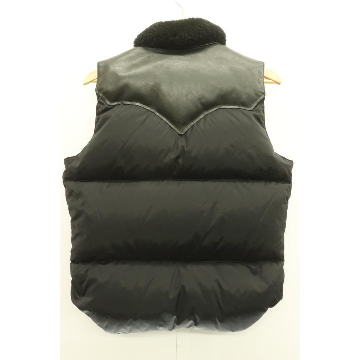 【中古】Rocky Mountain FeatherBed メンズダウンベスト 38 ダウンベスト Rocky Mountain FeatherBed x BEAMS 38 黒 ブラック 無地｜55st｜02