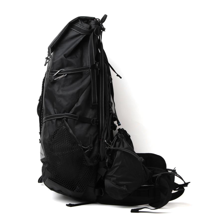 and wander ブラック リュック and wander（アンドワンダー） 10%OFF エコパック40Lバックパック