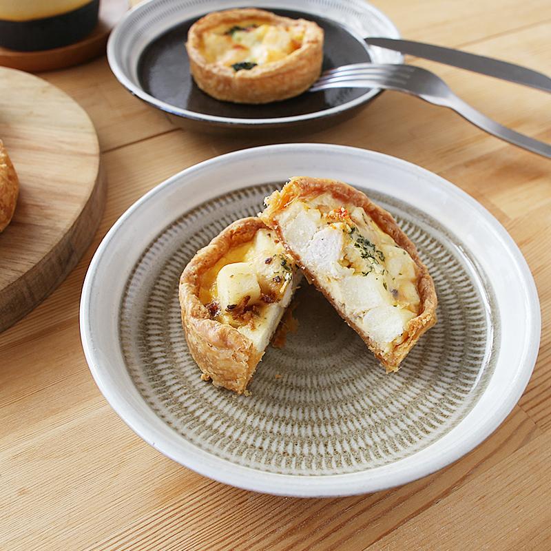 鶏とジャガイモのアンチョビ風味キッシュ タルト型　内祝い　パーティー　千草ホテル　6kozzy　お取り寄せ |  | 01